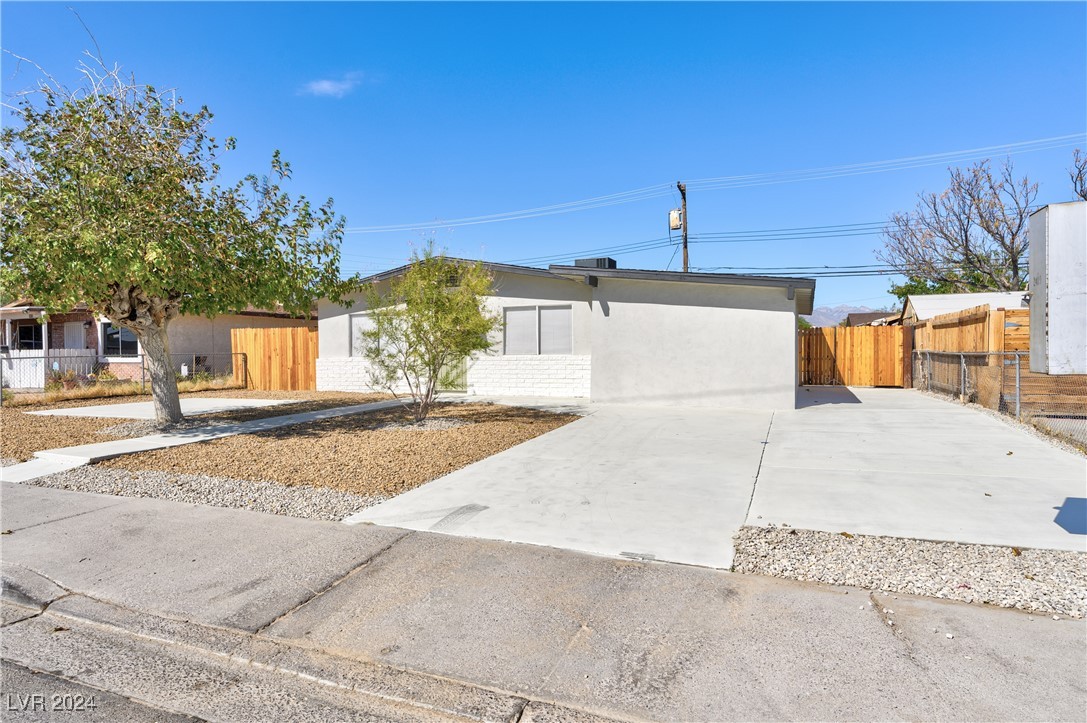 North St, North Las Vegas, NV 89030