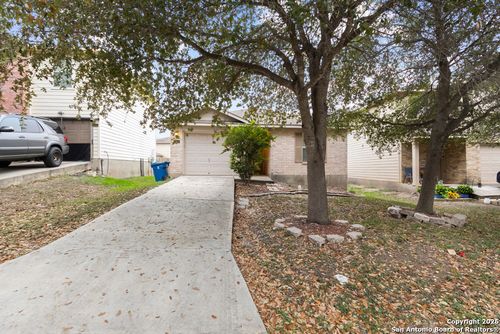 5511 Hidden Cyn, San Antonio, TX, 78252-2265 | Card Image