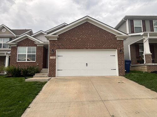 2309 Foster Dr, Lexington, KY, 40511-8581 | Card Image
