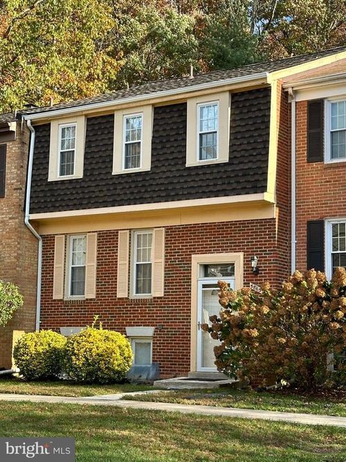 5863 Banning Pl, BURKE, VA, 22015-3666 | Card Image