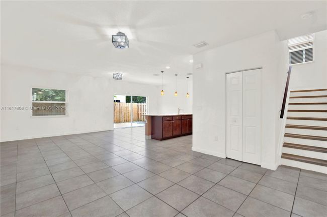 279 Se 31 St Ter, House other with 5 bedrooms, 3 bathrooms and null parking in Homestead FL | Image 15