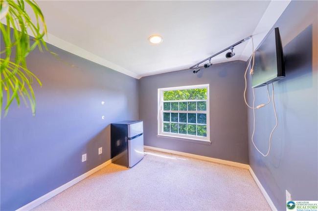 7112 Howell Ter, House other with 4 bedrooms, 2 bathrooms and null parking in Stroudsburg PA | Image 22