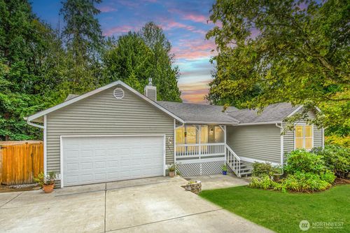 16917 17th Avenue Se, Bothell, WA, 98012 | Card Image