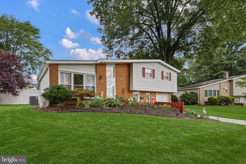 2409 Twist Ln, WILMINGTON, DE, 19808-4240 | Card Image