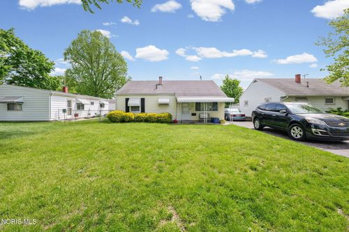 419 Southview Dr, Toledo, OH, 43609-1618 | Card Image