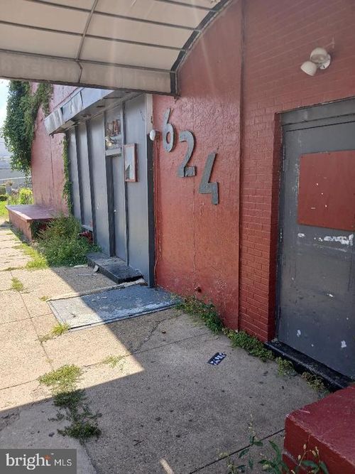 620 62nd St, PHILADELPHIA, PA, 19143 | Card Image