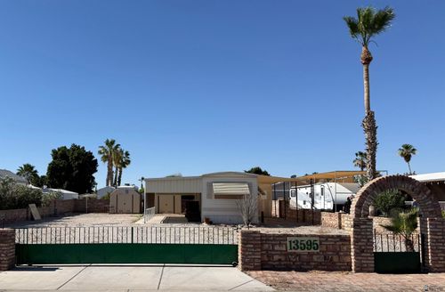 13595 E 44th Dr, Yuma, AZ, 85367-6349 | Card Image