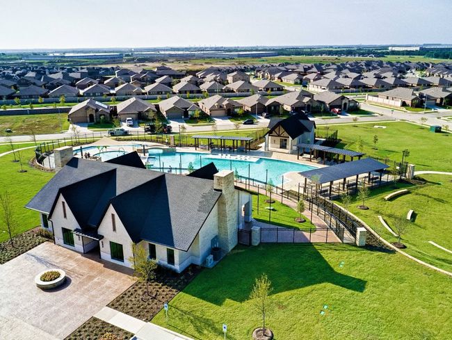 1005 Napier Way, House other with 3 bedrooms, 2 bathrooms and null parking in Justin TX | Image 30