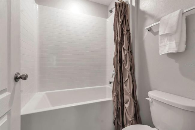 8346 Abalone Loop, House other with 4 bedrooms, 3 bathrooms and null parking in PARRISH FL | Image 4