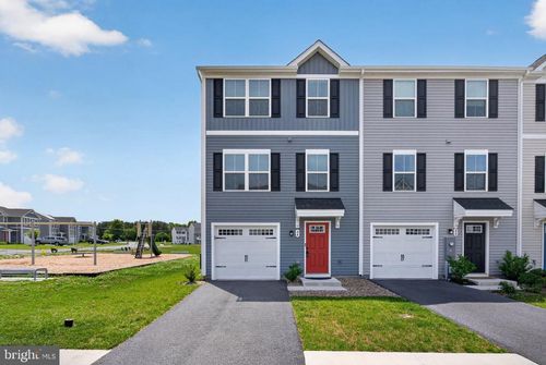 84 Tadpole Landing Rd, INWOOD, WV, 25428-3110 | Card Image