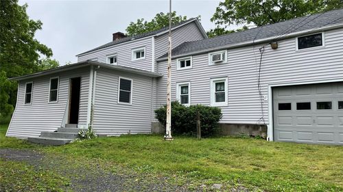 131 S Putt Corners Rd, New Paltz, NY, 12561-3918 | Card Image