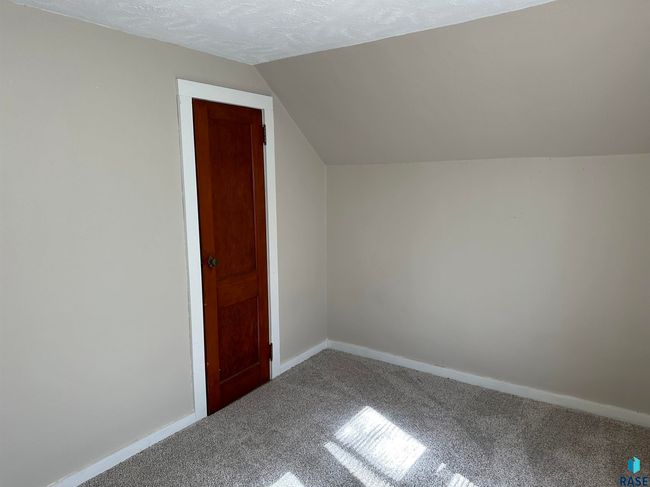 200 E 2 Nd St, House other with 3 bedrooms, 1 bathrooms and null parking in Freeman SD | Image 25