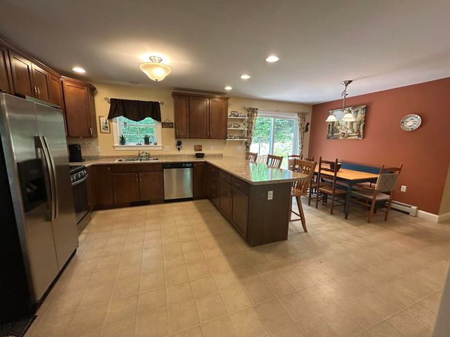 29 Dixon Ave, House other with 4 bedrooms, 3 bathrooms and null parking in Newfields NH | Image 7