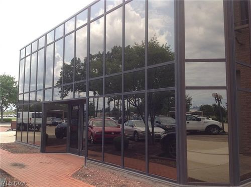35585 Curtis Blvd, Eastlake, OH, 44095-4107 | Card Image