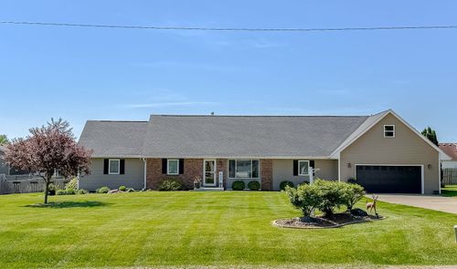 403 2nd St Nw, Bondurant, IA, 50035-1013 | Card Image