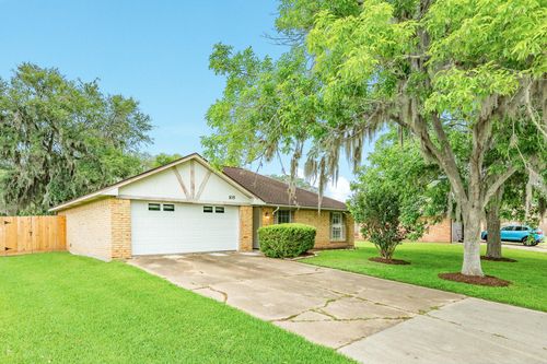 105 Sugar Cane Trce, Lake Jackson, TX, 77566-4531 | Card Image