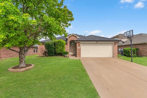 7008 Denver City Dr, Fort Worth, TX, 76179-2536 | Card Image