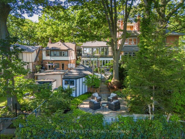 121 Pine Glen Rd, House other with 4 bedrooms, 3 bathrooms and 1 parking in Toronto ON | Image 39