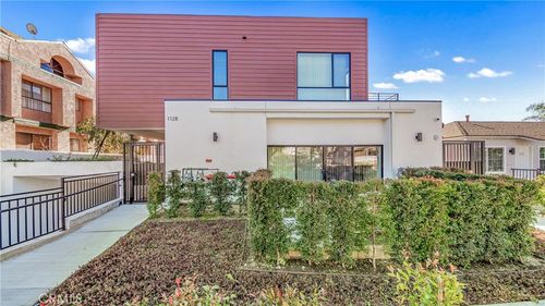 d-1128 Stanley Ave, Glendale, CA, 91206-4530 | Card Image