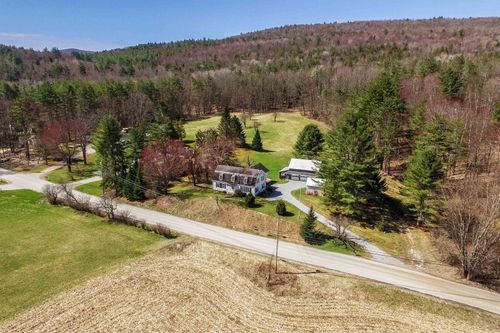 3277 Creek Rd, North Clarendon, VT, 05759-9487 | Card Image