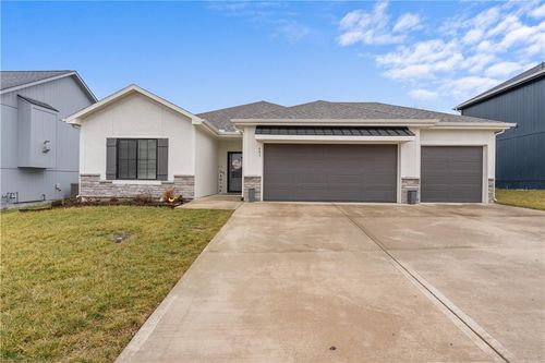 603 Ridgeview Dr, Grain Valley, MO, 64029 | Card Image