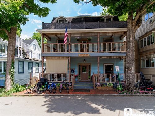 ga-11 Roberts Ave, Chautauqua, NY, 14722-2542 | Card Image