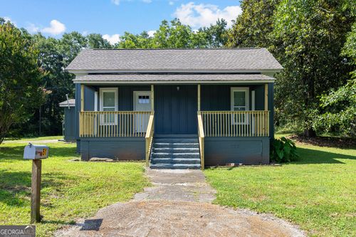 51 E Jones St, Newnan, GA, 30263-2219 | Card Image
