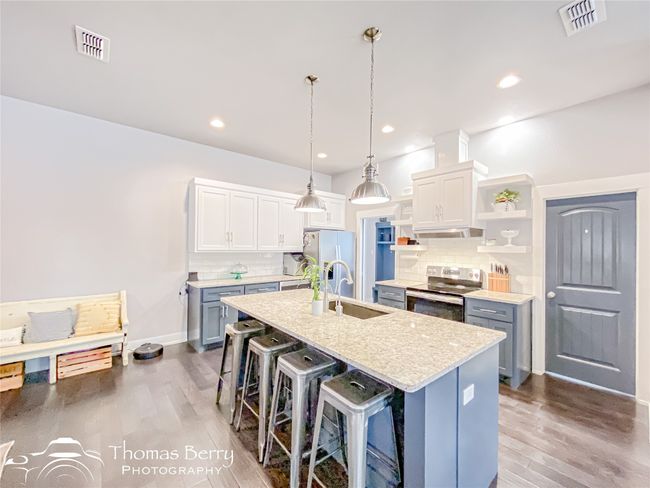 4002 Hope Dr, House other with 4 bedrooms, 2 bathrooms and null parking in Clyde TX | Image 9