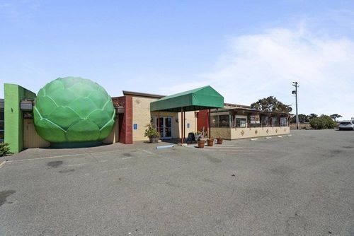 11261 Merritt St, Castroville, CA, 95012-3405 | Card Image