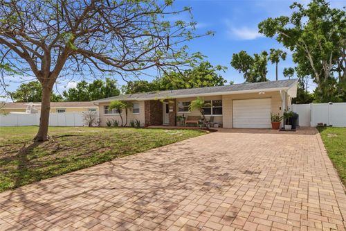 4415 7th Street S, ST PETERSBURG, FL, 33705 | Card Image