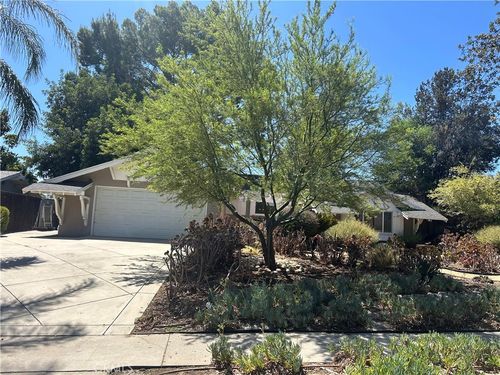 17058 Midwood Dr., Granada Hills, CA, 91344 | Card Image