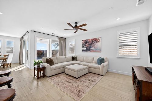 5321 023-570-020-00, Roseville, CA, 95661 | Card Image