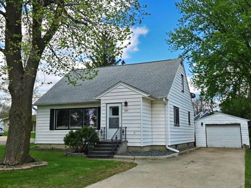421 2nd St Sw, New Richland, MN, 56072-1503 | Card Image