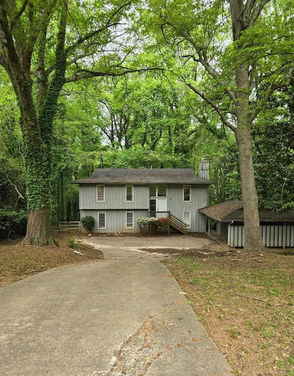 Colchester Dr, Stone Mountain, GA 30088