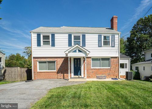 8909 Georgia Ave, SILVER SPRING, MD, 20910-2740 | Card Image