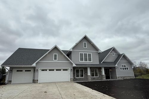 9281 Didrick Dr, Horace, ND, 58047-2811 | Card Image