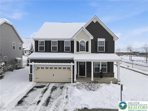 2120 Emanuel Ct, Easton, PA, 18045-5674 | Card Image