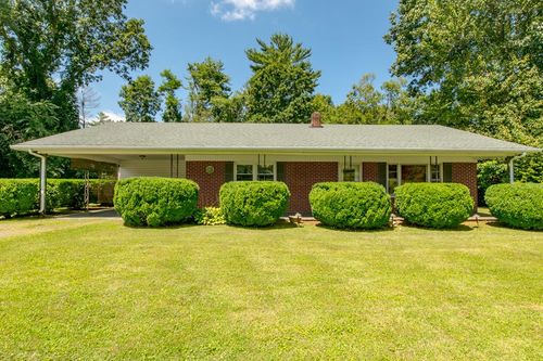 1135 S Main St, Galax, VA, 24333-4409 | Card Image
