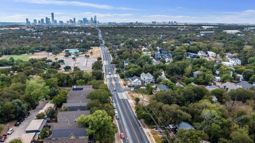 4104 12th St, Austin, TX, 78721-1905 | Card Image