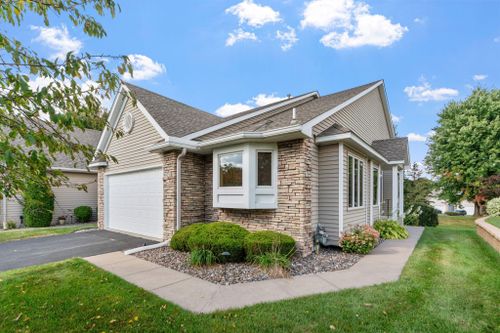 4238 Bristol Run, Shoreview, MN, 55126 | Card Image