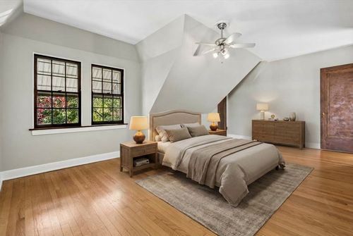 461 Uvedale Road, Riverside, IL, 60546 | Card Image