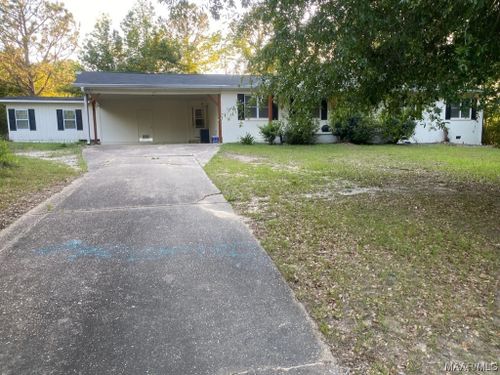 1907 Ashdale Rd, Tuskegee, AL, 36083-7155 | Card Image