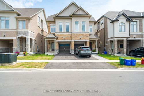 3952 Leonardo St, Burlington, ON, L7M0Z8 | Card Image