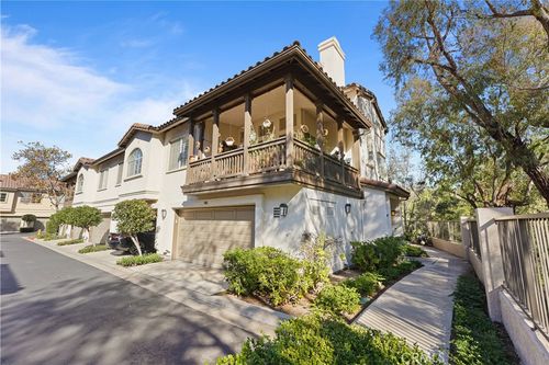 40 Tierra Montanosa, Rancho Santa Margarita, CA, 92688-3375 | Card Image
