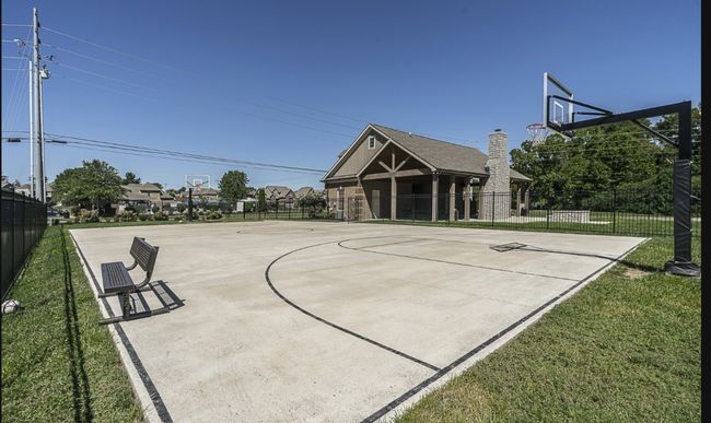 8007 Ragusa Cir, House other with 3 bedrooms, 2 bathrooms and 4 parking in Spring Hill TN | Image 36