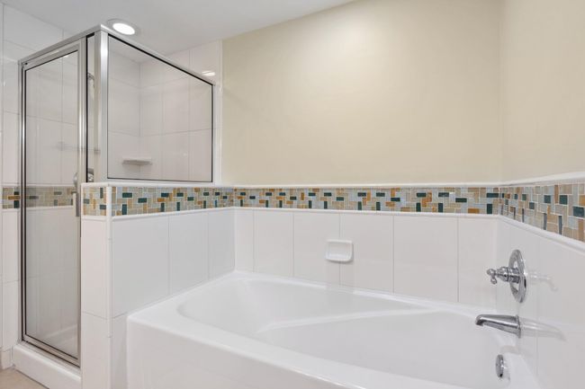 Primary bath2 | Image 21