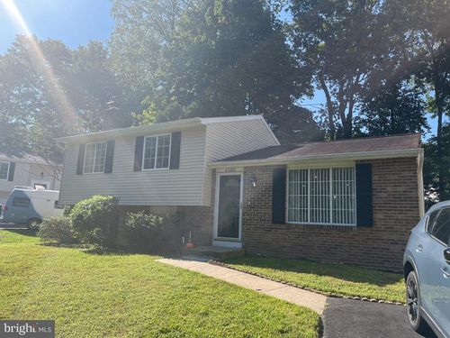 8465 Yellow Leaf Ct, SPRINGFIELD, VA, 22153-2522 | Card Image