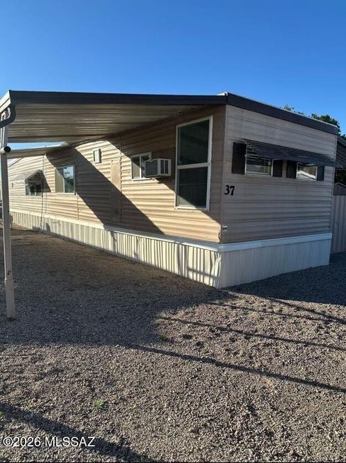 37-38 W Prince Rd, Tucson, AZ, 85705-3549 | Card Image