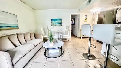 11 - 3901 Sw 112th Ave, Condo with 1 bedrooms, 1 bathrooms and null parking in Miami FL | Image 1