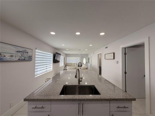 1-2036 Jackson St, Hollywood, FL, 33020-5024 | Card Image